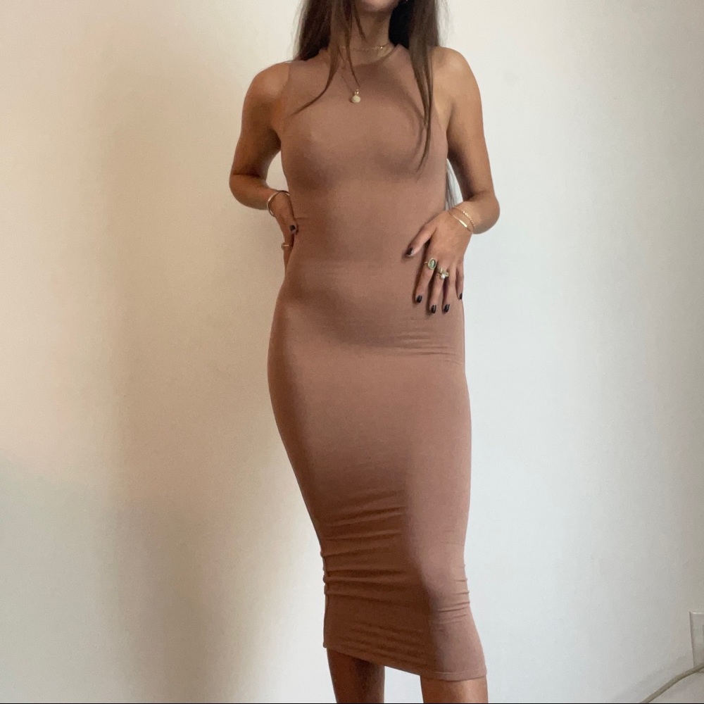 Naked Wardrobe sleeveless midi dress nude
